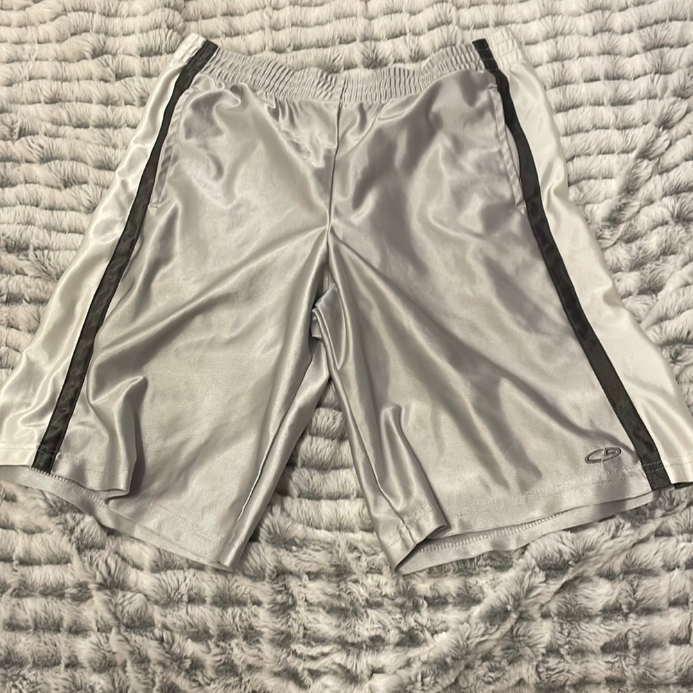 grey basketball shorts